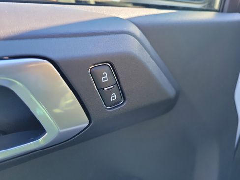 New 2025 Ford Bronco Badlands image 18