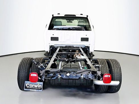 New 2025 Ford F350 XL w/ XL Chrome Package image 13