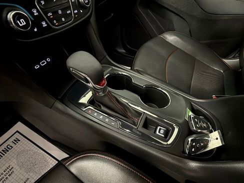 Used 2024 Chevrolet Equinox RS w/ RS Leather Package image 22