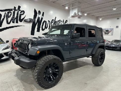 Used 2016 Jeep Wrangler Unlimited Sport image 26