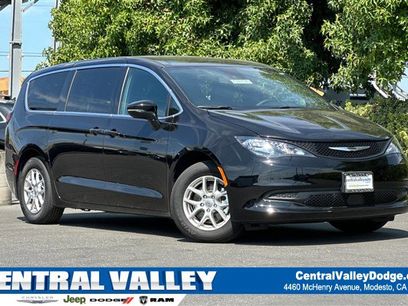 New 2025 Chrysler Voyager LX