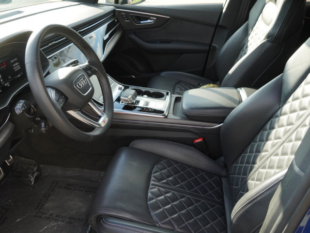 Used 2025 Audi SQ7 Prestige AWD/4WD image 19