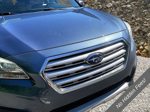 Used 2016 Subaru Outback 2.5i Limited AWD/4WD image 25