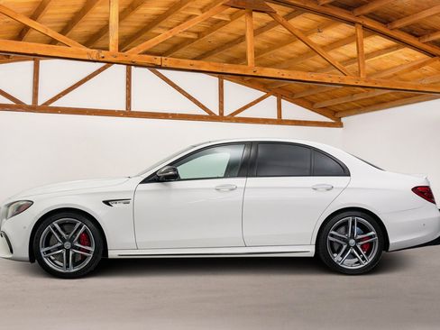 Used 2019 Mercedes-Benz E 63 AMG S image 2