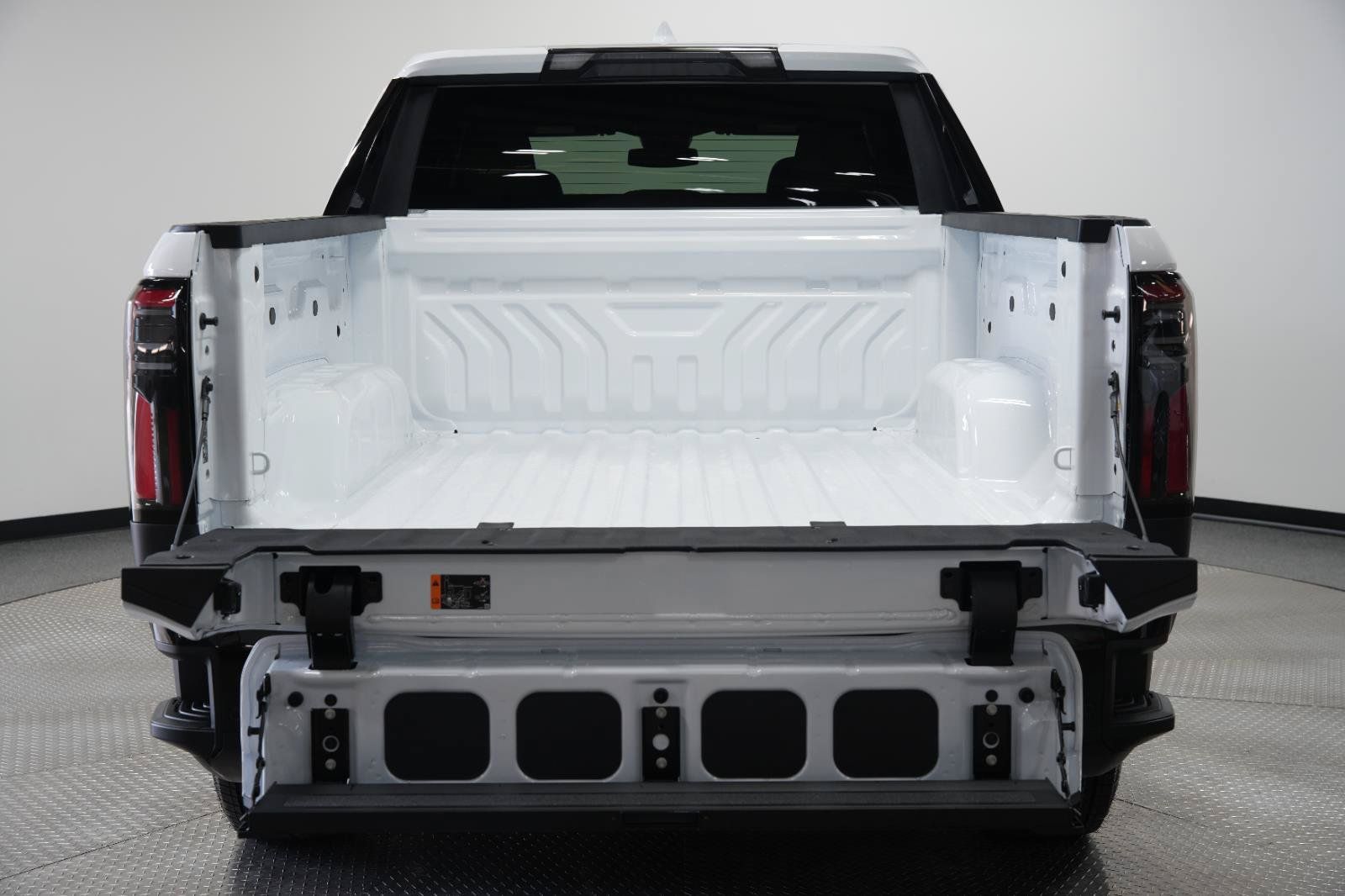 New 2026 GMC Sierra EV Elevation AWD/4WD image 16