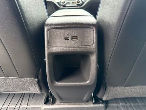 Used 2025 Buick Envista Sport Touring w/ Experience Buick Package FWD image 23