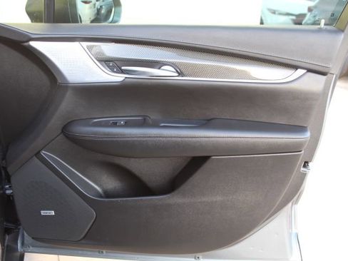 Used 2020 Cadillac XT5 Sportv image 39