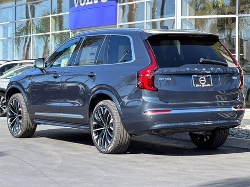 New 2026 Volvo XC90 B6 Plus w/ Protection Package Premier image 3