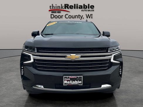Used 2023 Chevrolet Suburban LT w/ Luxury Package AWD/4WD image 9