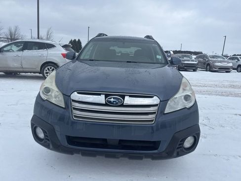 Used 2013 Subaru Outback 2.5i Limited w/ Moonroof Pkg image 8