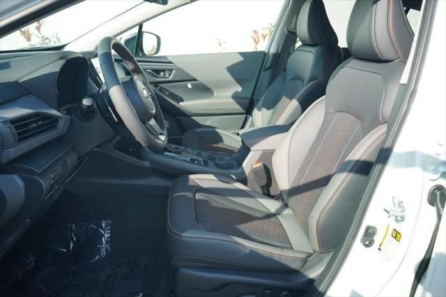 Used 2025 Subaru Crosstrek 2.5i Limited AWD/4WD image 6