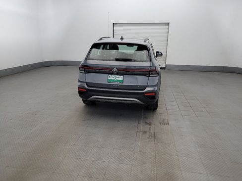 Used 2025 Volkswagen Taos S AWD/4WD image 7