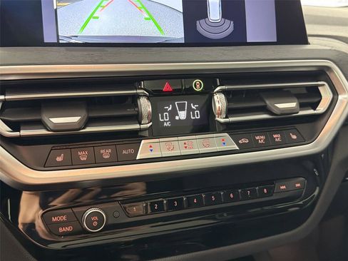 Certified 2024 BMW X3 xDrive30i w/ M Sport Package image 16