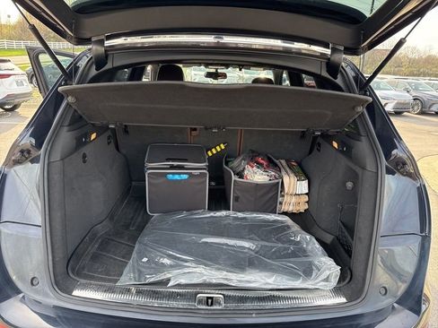 Used 2017 Audi Q5 2.0T Premium Plus w/ Technology Package image 16