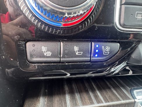 Used 2022 GMC Yukon Denali w/ Max Trailering Package AWD/4WD image 19
