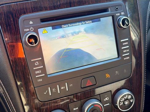 Used 2017 Chevrolet Traverse LT w/ True North Edition AWD/4WD image 14