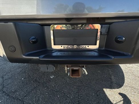 Used 2014 Ford F150 Lariat w/ Equipment Group 502A Luxury AWD/4WD image 61