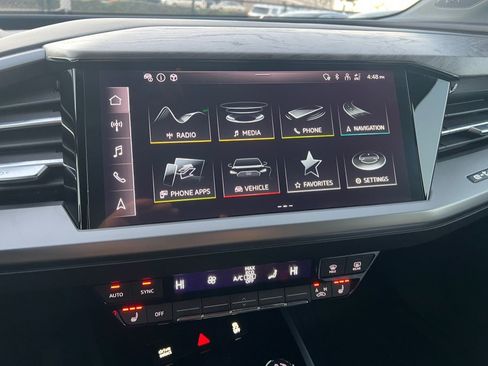 Used 2023 Audi Q4 e-tron Premium Plus w/ Premium Plus image 23