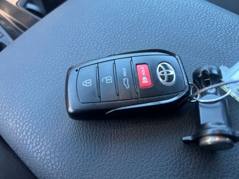 Used 2025 Toyota Camry LE image 22