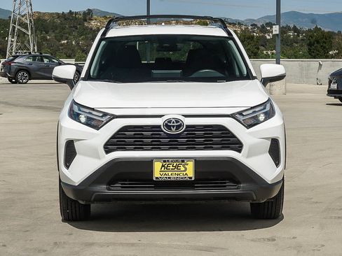 Used 2025 Toyota RAV4 XLE image 8