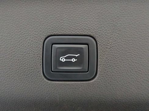 Used 2021 Cadillac Escalade ESV Premium Luxury AWD/4WD image 31
