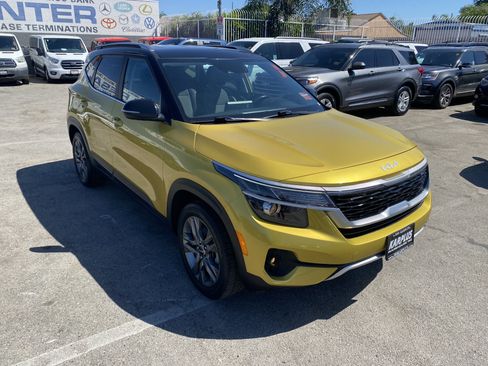 Used 2022 Kia Seltos S FWD image 6