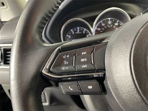 Used 2019 MAZDA CX-5 Touring image 11
