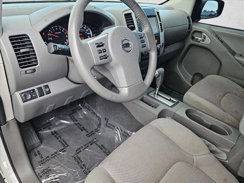 Used 2019 Nissan Frontier SV w/ Value Truck Package RWD image 9