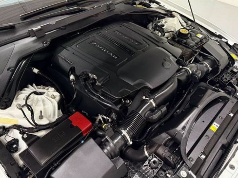 Used 2018 Jaguar XF S AWD/4WD image 31