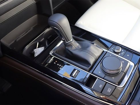 Certified 2025 MAZDA CX-30 2.5 Turbo w/ Premium Package image 10