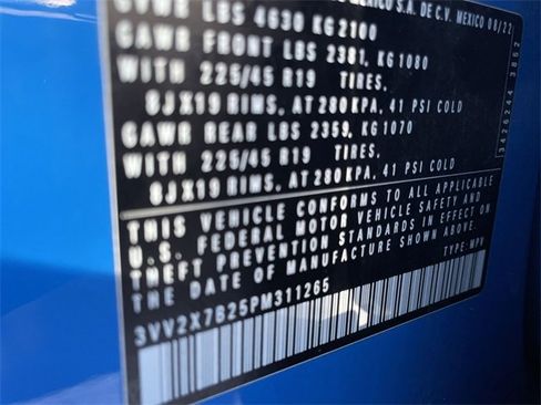 Used 2023 Volkswagen Taos SEL image 26