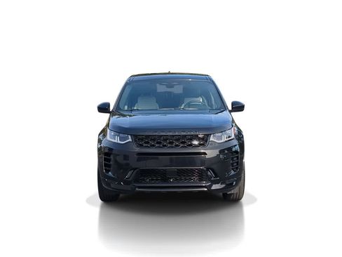 Certified 2025 Land Rover Discovery Sport Dynamic SE image 3