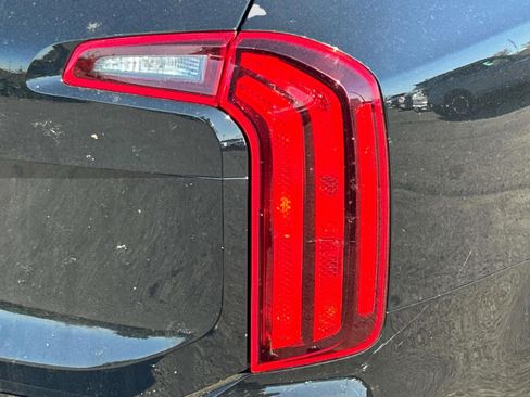 New 2025 Kia Telluride S image 10