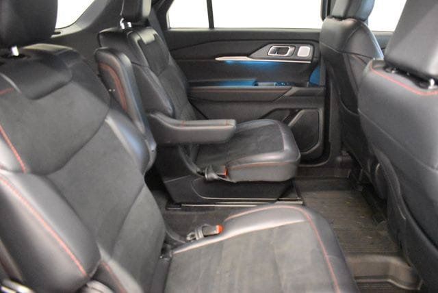 Used 2026 Ford Explorer ST w/ Sun And Sound Package AWD/4WD image 17