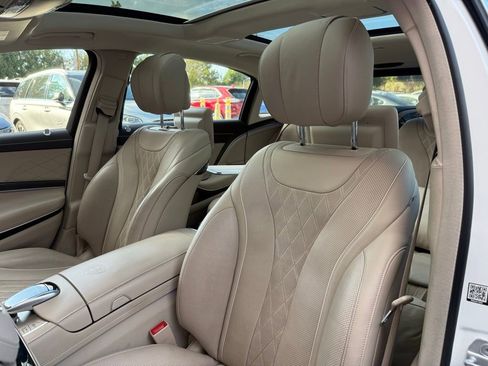 Used 2017 Mercedes-Benz Maybach S 550 4MATIC image 10