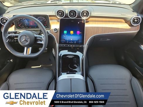 Used 2025 Mercedes-Benz GLC 300 image 22