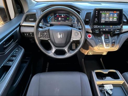 Used 2022 Honda Odyssey EX image 6