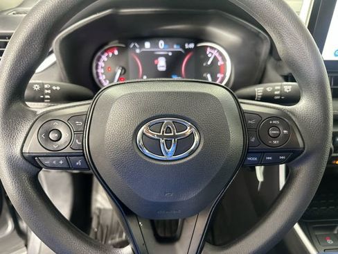 Used 2025 Toyota RAV4 LE image 18