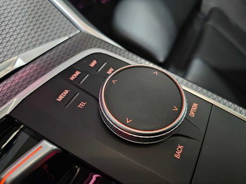 Used 2025 BMW 330i xDrive Sedan w/ Convenience Package image 28