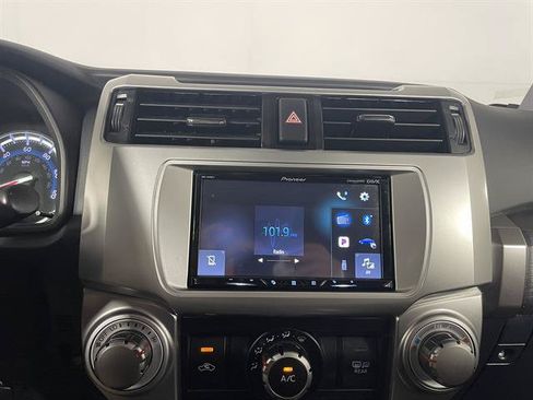Used 2016 Toyota 4Runner SR5 Premium AWD/4WD image 17