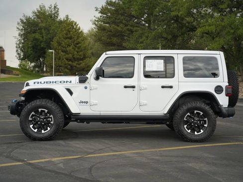 Used 2024 Jeep Wrangler Unlimited Rubicon 4xe AWD/4WD image 2