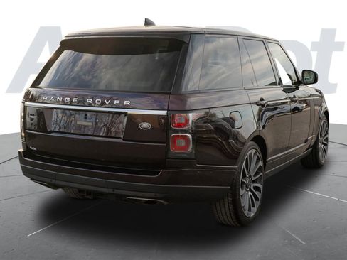 Used 2020 Land Rover Range Rover HSE image 3