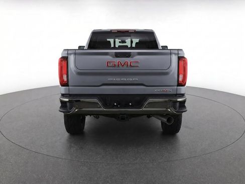 Used 2025 GMC Sierra 2500 AT4X AWD/4WD image 8