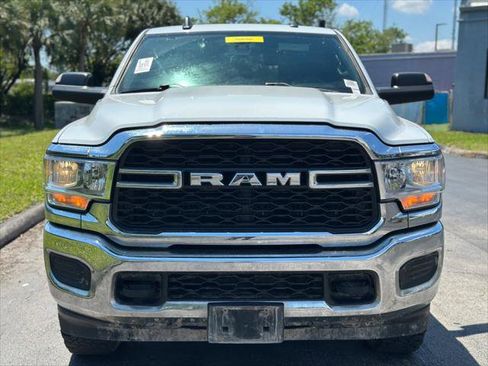 Used 2022 RAM 2500 Tradesman w/ Chrome Appearance Group image 3