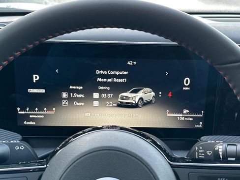 New 2025 Nissan Kicks SR image 17