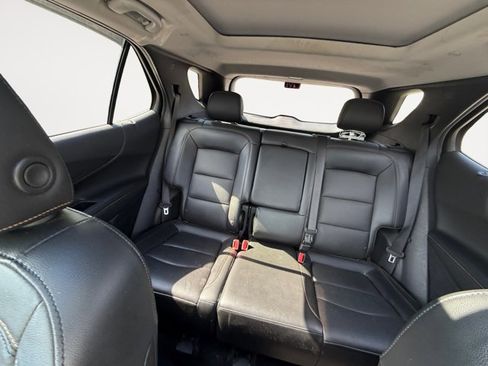 Used 2018 Chevrolet Equinox Premier AWD/4WD image 13