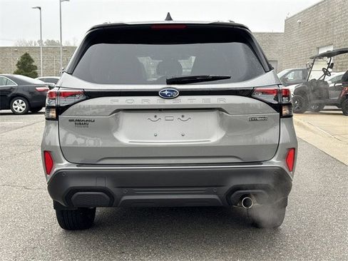 Certified 2025 Subaru Forester Touring w/ Touring Package image 4