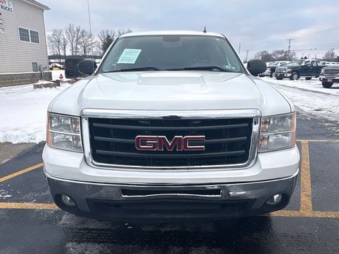 Used 2011 GMC Sierra 1500 SLE w/ SLE Preferred Package image 3