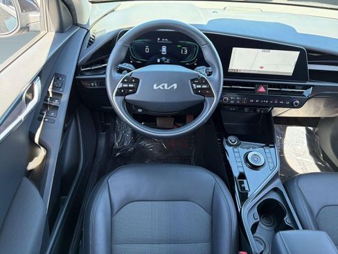 Used 2023 Kia Niro EX w/ EX Cold Weather Package image 28