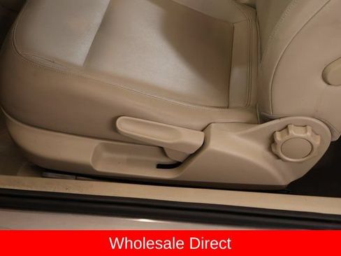 Used 2014 Volkswagen Beetle TDI FWD image 12